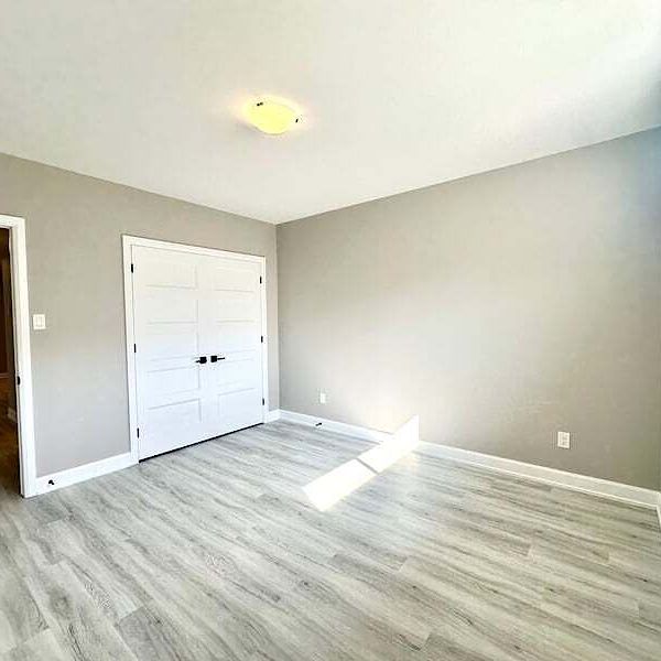 1232 Montblanc Cres Unit A - Photo 1