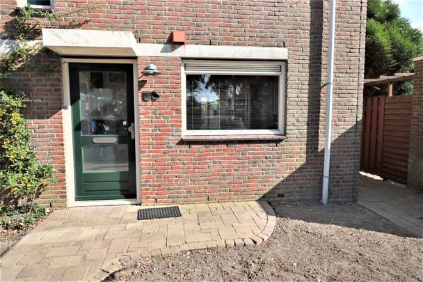 Paletsingel 60, Bruinen- en Grijzenbuurt, 2718NT, Zoetermeer - Foto 1