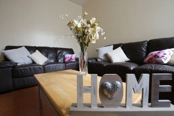 7 bedroom house share to rent - Photo 1
