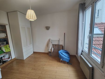 STUDIO A LOUER - PARIS 9EME ARRONDISSEMENT Rochechouart 5 - 15.46 m - 634 € - Photo 5