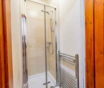 Room 3, 16 Claremont Terrace - Photo 6