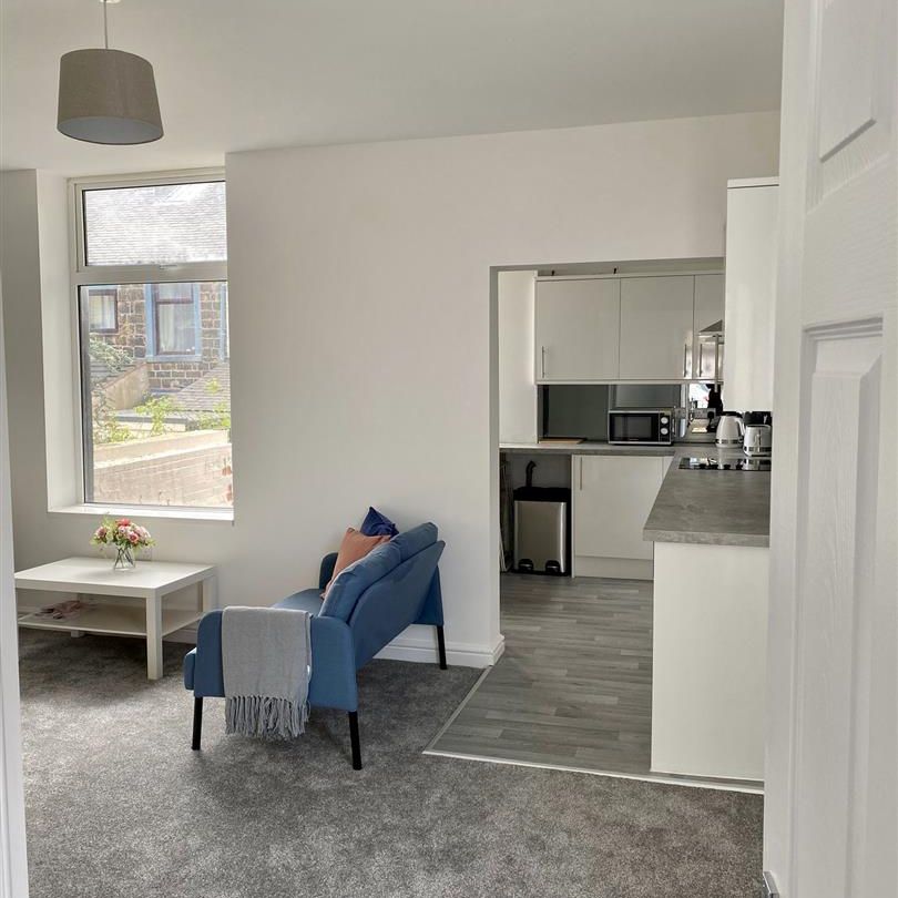 1 bed house share to rent in Briercliffe Road, Burnley, BB10 - Photo 1