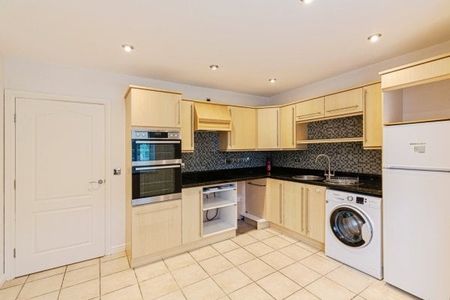 Old Vicarage Court, Lytham St Annes - Photo 4