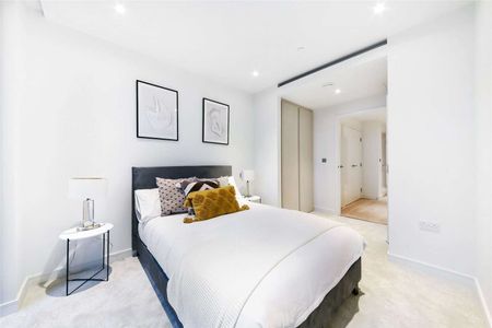 Marsh Wall, Canary Wharf, London, E14 9RA - Photo 5