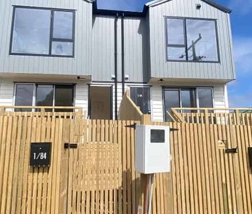 SUNNYVALE, 2 BEDROOMS - Photo 1