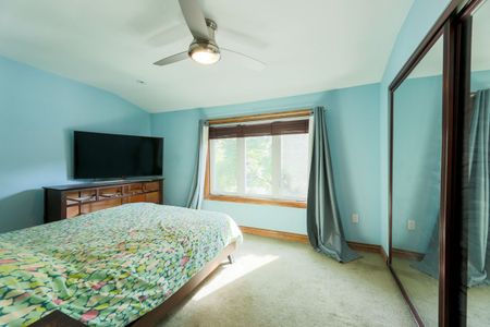 For Lease - 30 Lawlor top Floor Avenue, Toronto, Ontario - Photo 2