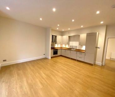 3 bedroom apartment to rent - Photo 5