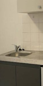 Studio meublé - fac droit/lettres Cours Léopold - Photo 3