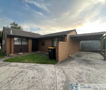 1 / 10 Tarene Street, Dandenong - Photo 3
