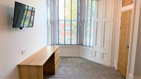 2 bedroom flat to rent - Photo 3