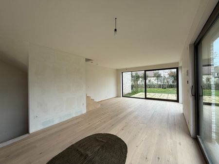 Gemeubileerde nieuwbouwwoning in rustige woonwijk te Knokke-Heist. - Photo 2