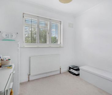 3 bedroom semi-detached house to rent - Photo 6
