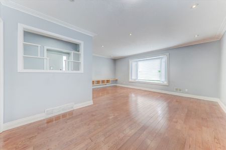 For Lease - 110 Ellendale Drive Unit# Main, Toronto, Ontario - Photo 4