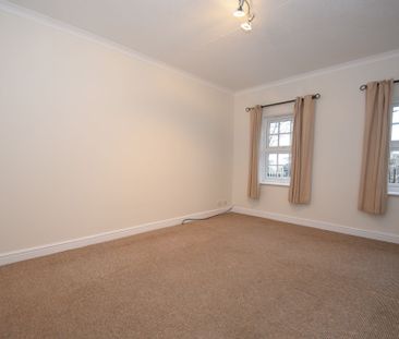 2 bedroom semi detached house to rent, - Photo 2