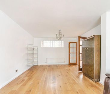 4 bedroom semi-detached house to rent - Photo 1