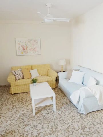 Piso de alquiler en Zona Centro - Photo 2