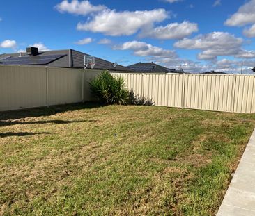 Modern Family Home North Shepparton - Photo 3