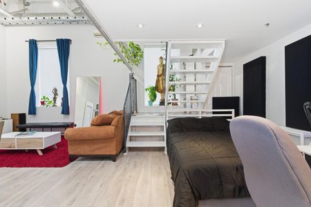 For Lease - 347 Sorauren Avenue Unit# 209, Toronto, Ontario - Photo 2