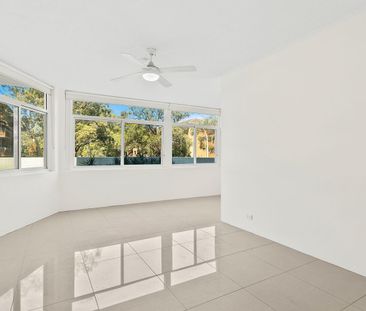 Ground Floor Apartment in the Heart of Brighton-Le-Sands - Photo 1