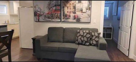 Selkirk Crescent - 5967 - B - Photo 2