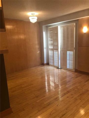 For Lease - 5484 Richmeadow Mews, Mississauga, Ontario - Photo 2