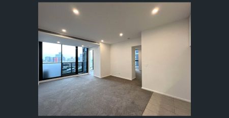 ELEGANT CORNER TWO BEDROOM APARTMENT LOCATED IN THE HEART OF SOUTHBANK - Photo 3