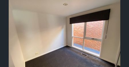 WELL LOCATED FAMILY HOME - Photo 5