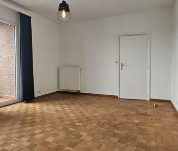 Ruim, lichtrijk appartement met 3 slaapkamers in het centrum van Mol! - Photo 1