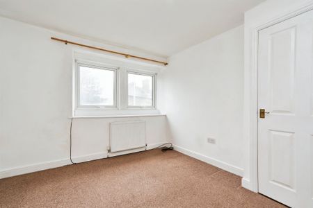 Denholme, West Yorkshire, Bradford - Photo 2