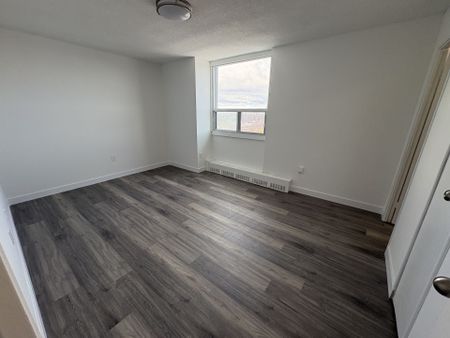 For Lease - 15 Torrance Road Unit# 1209, Toronto, Ontario - Photo 5
