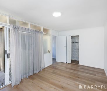 Fully renovated home. - Photo 5