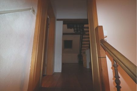 * SCHUCKELIGES NEST FUER SINGLES IN DER City! 1-ZIMMER Mansarden-Apartment, Südstr. * - Foto 4