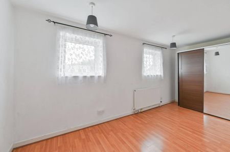 3 bedroom house to rent - Photo 2