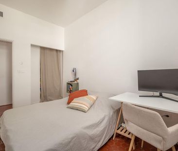 Location Appartement 5 pièces Meublé 92m² MARSEILLE 3ème - Photo 6