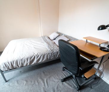 64 Seventh Avenue - Photo 3