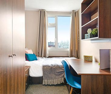 8 bedroom house to rent - Photo 3