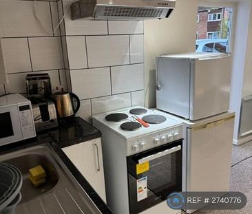 1 bedroom flat to rent - Photo 4