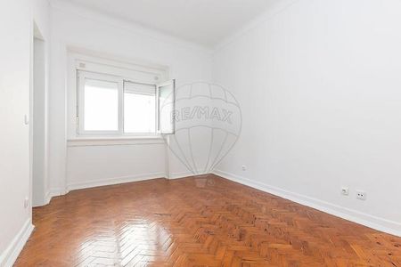 Apartamento T3 em Lisboa - Photo 2