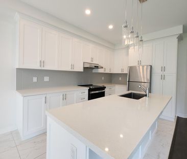 For Lease - 97 Schmeltzer Crescent, Richmond Hill, Ontario - Photo 1