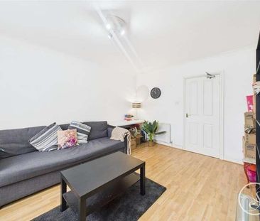 High Moor Crescent, Leeds, LS17 - Photo 3