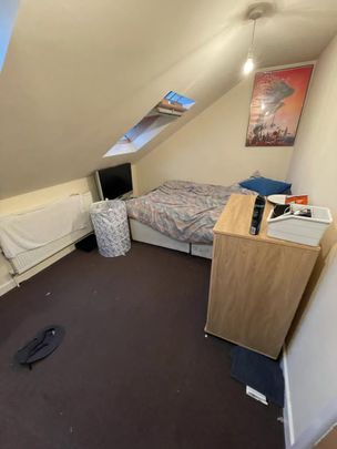 Blenheim Road - Photo 1