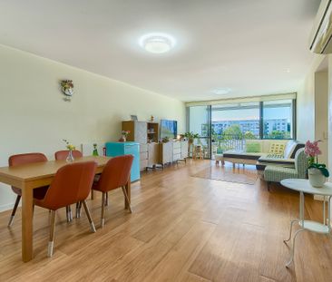 STUNNING APARTMENT WITH THE SIZE & THE VIEWS! - Photo 4