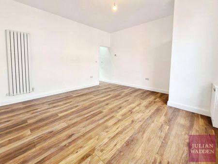 2 bedroom terraced house to rent - Photo 5