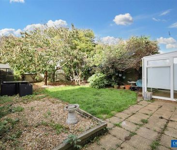 3 bedroom semi-detached house to rent - Photo 6