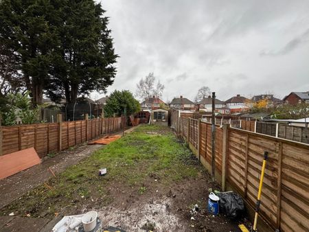 3 bedroom House To Let - Photo 3