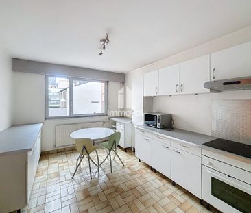 HALLES - 2P- 62.02m² - Photo 2