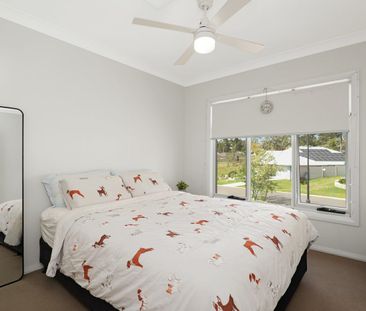 Furnished, Stylish Apartment - Photo 1