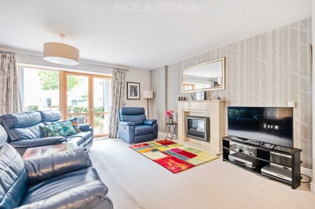 2 Bedroom Apartment, Austin Place – Weybridge - Photo 4