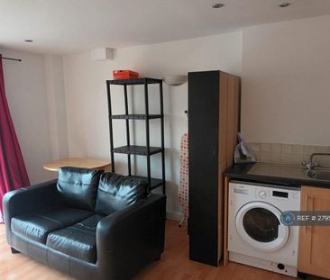 1 bedroom flat to rent - Photo 5