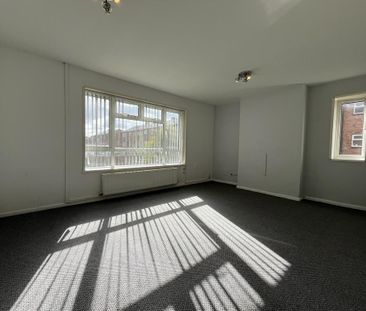 2 bedroom maisonette to rent - Photo 6